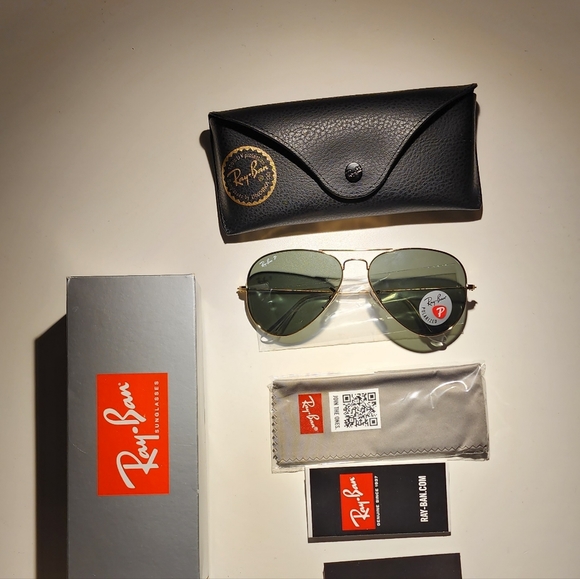 Ray Ban Sunglasses - Picture 1 of 3